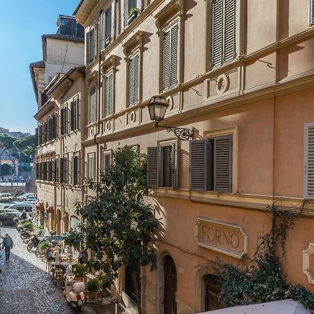 Lovely Spacious Apartment Near The Colosseum Rzym Zewnętrze zdjęcie