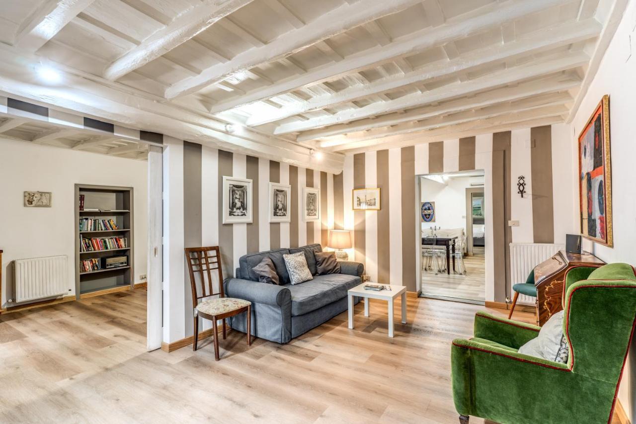 Lovely Spacious Apartment Near The Colosseum Rzym Zewnętrze zdjęcie
